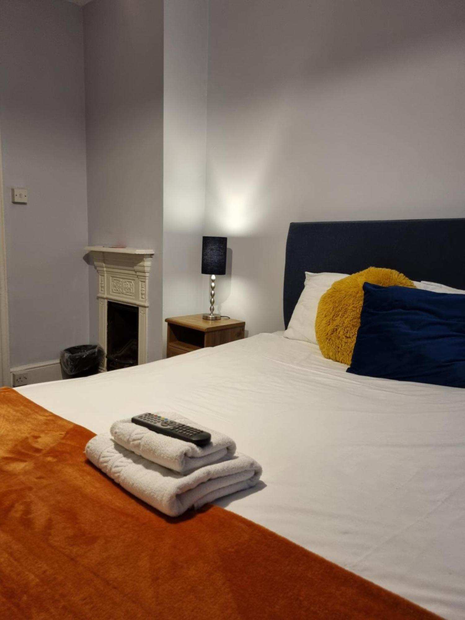 The Windmill Hotel Лондон Экстерьер фото