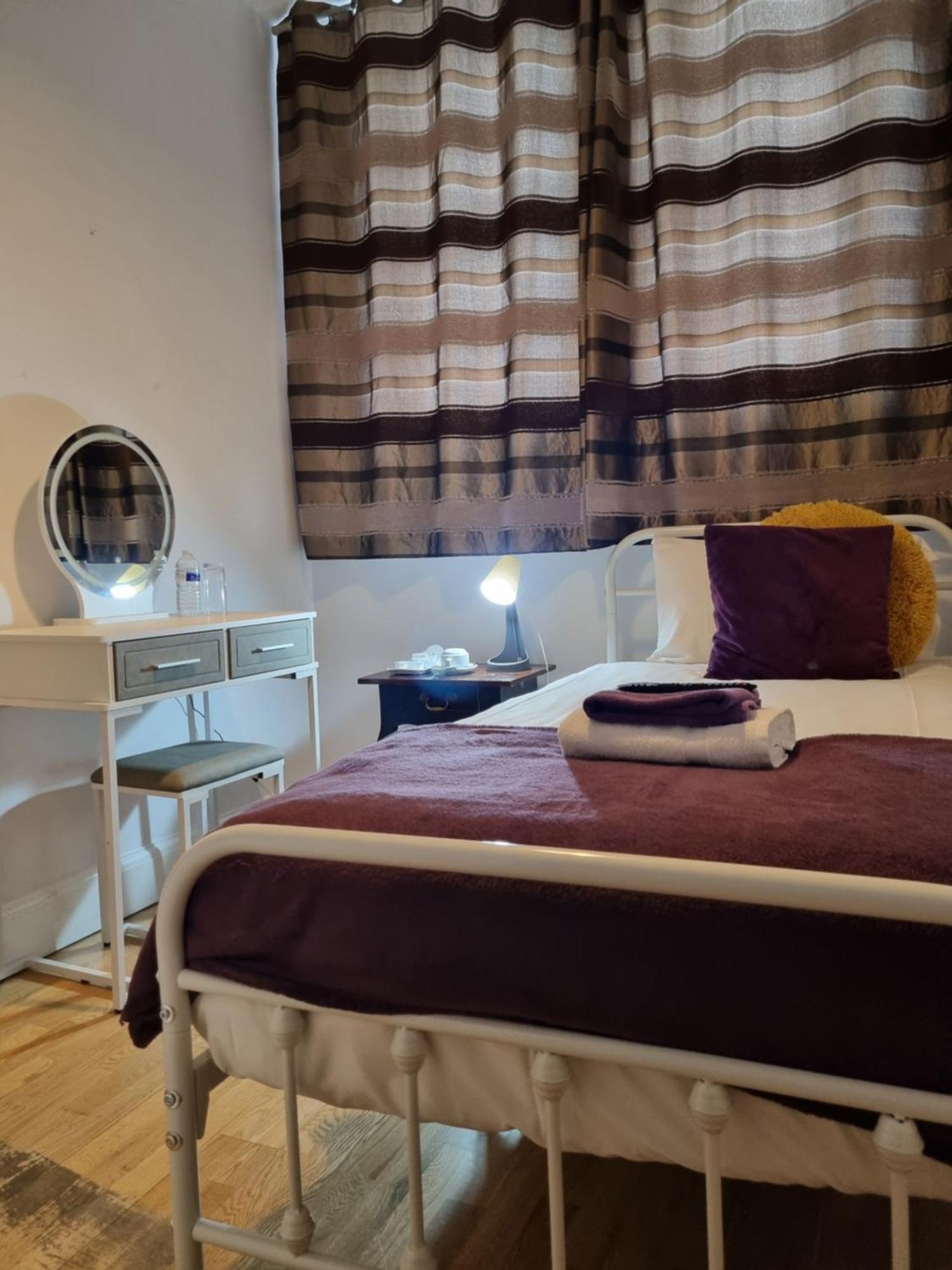 The Windmill Hotel Лондон Экстерьер фото