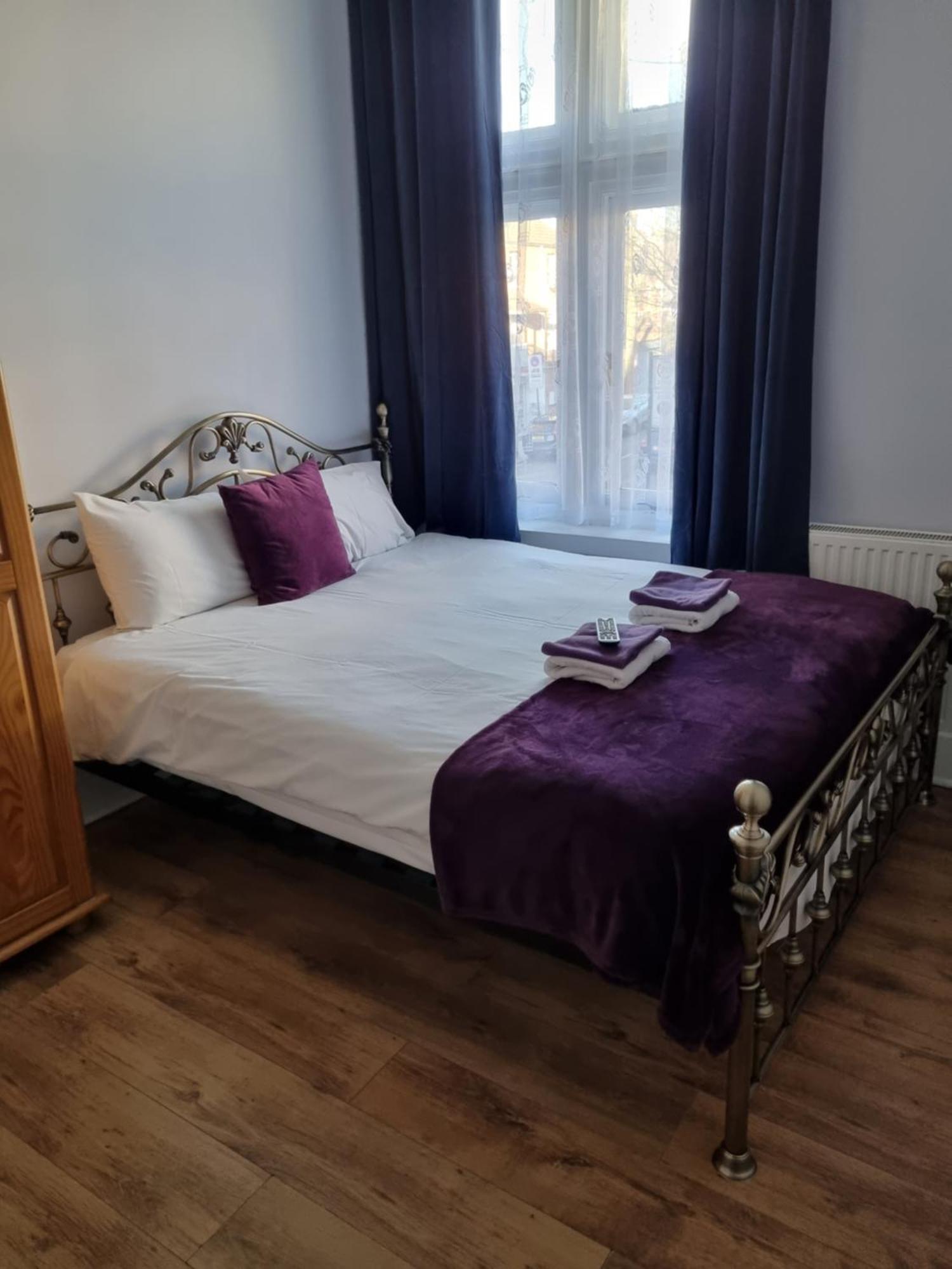 The Windmill Hotel Лондон Экстерьер фото