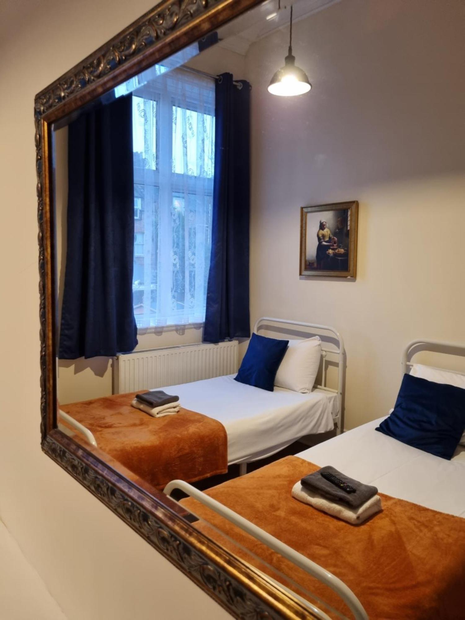 The Windmill Hotel Лондон Экстерьер фото