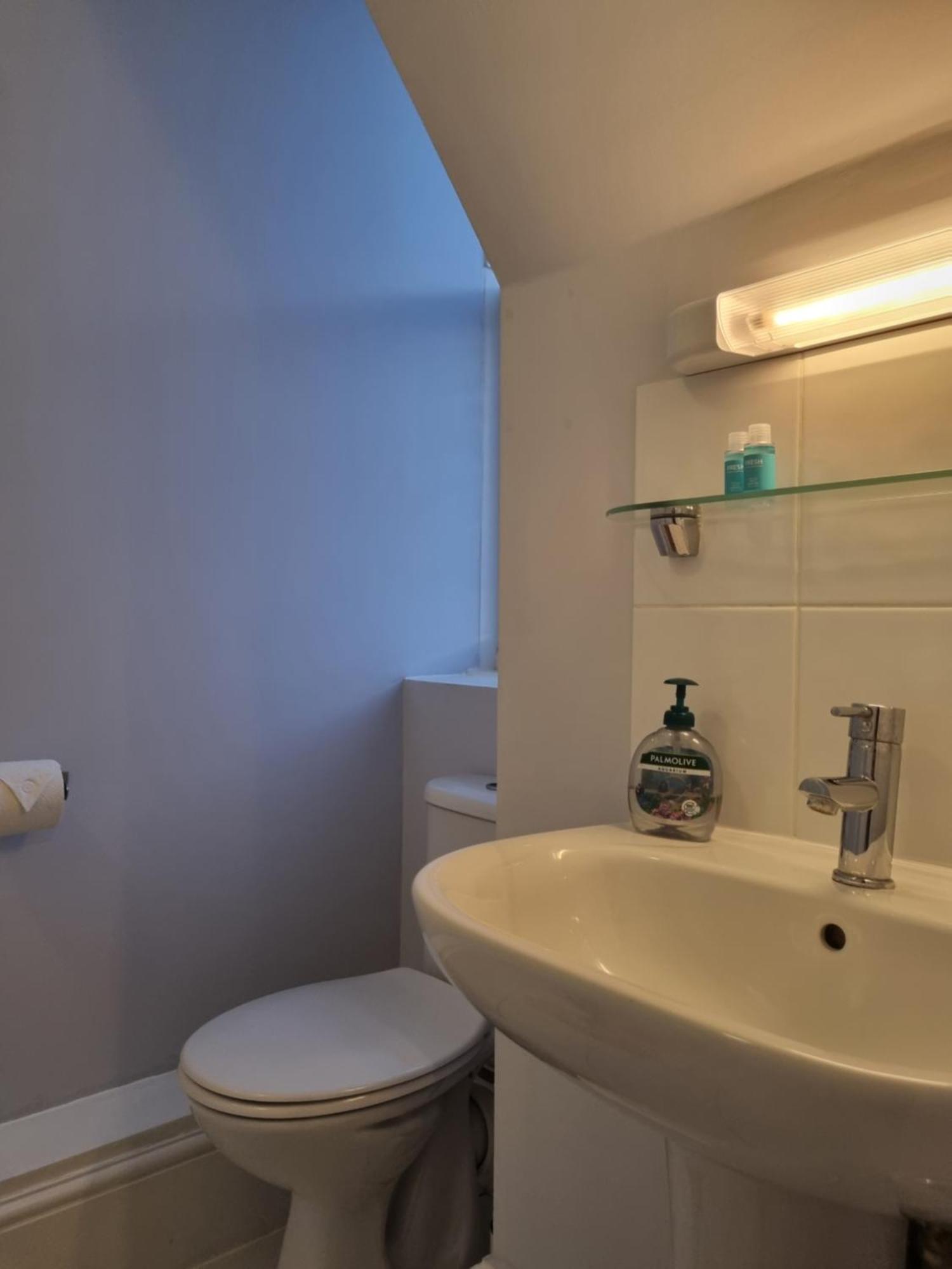 The Windmill Hotel Лондон Экстерьер фото