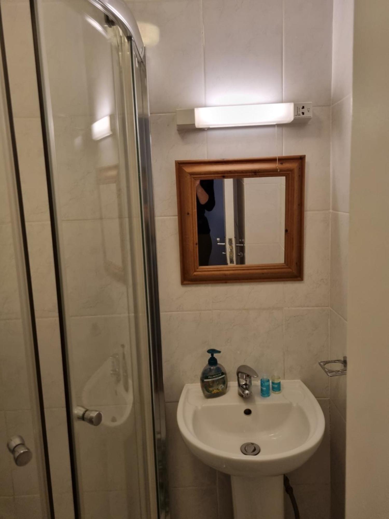 The Windmill Hotel Лондон Экстерьер фото